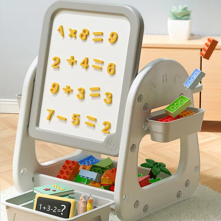 Kid's Table & Chair Set ©