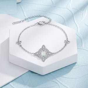 High-end Hand Jewelry Exudes A Refined Understated Bracelet