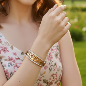 Crystal D-Link Bangle