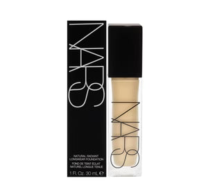 Nars - Natural Radiant Longwear Foundation ©